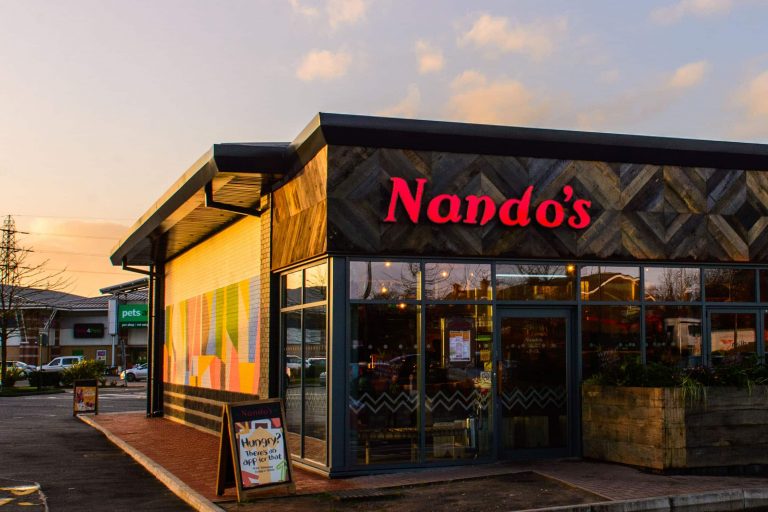 nandos4